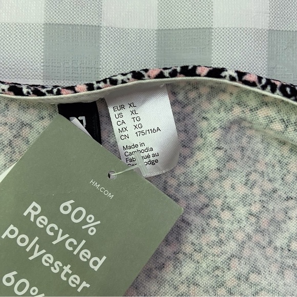 H&m dress liberty floral pink white black lightweight open to the leg summer XL - Picture 9 of 16